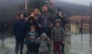 Ευρυτανία: Αποχωρεί από τη Φουρνά η πολύτεκνη οικογένεια που είχε εγκατασταθεί πρώτη στο χωριό – «Φεύγουμε με ανάμεικτα συναισθήματα»