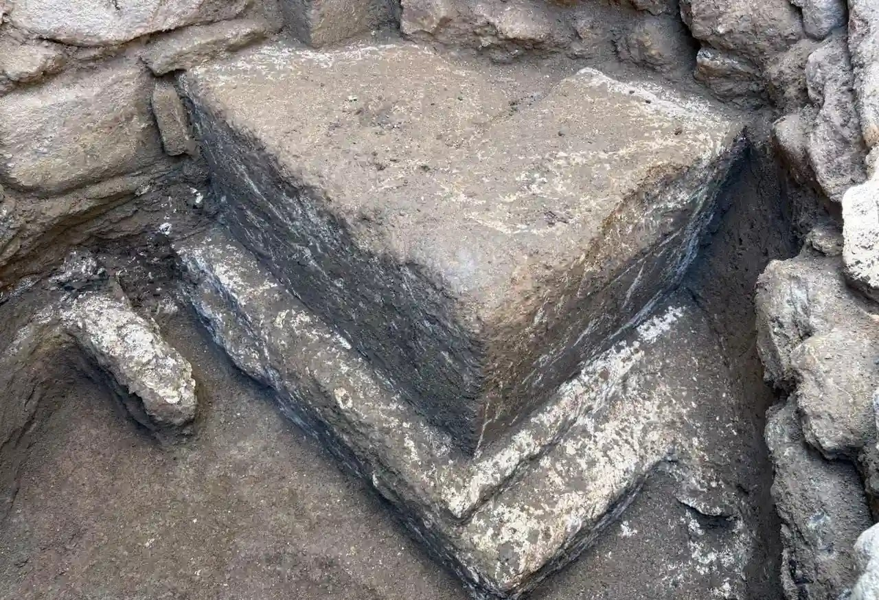 Κάτω από τα ρωμαϊκά ερείπια: Ανακαλύφθηκε μνημειώδες κτίριο στο Λιμάνι της Ταρκυνίας