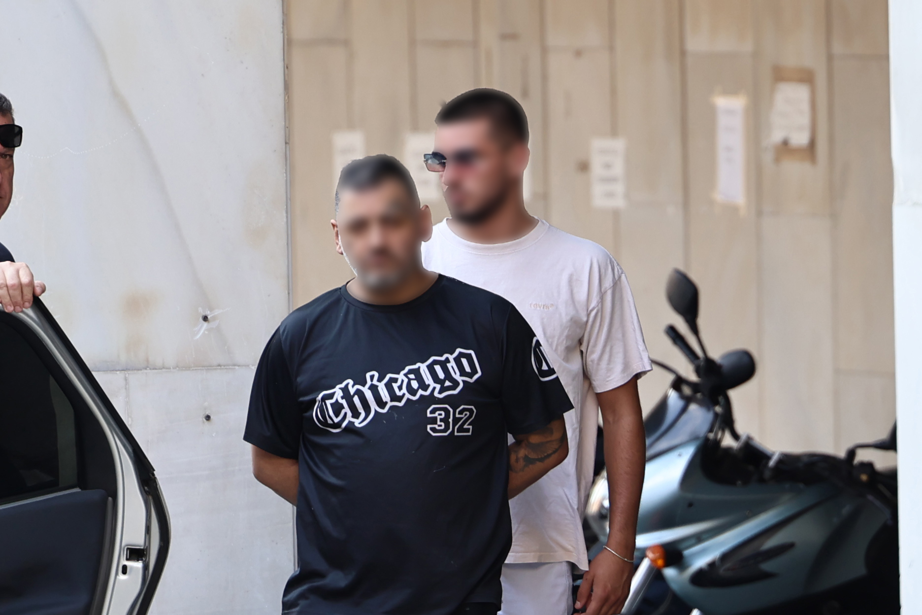 Κυψέλη: Στο Αυτόφωρο ο 43χρονος για επεισόδιο με αστυνομικούς – Τα παιδιά του ζευγαριού γνώριζαν για το νεκρό βρέφος στην κατάψυξη