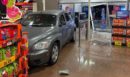 ΗΠΑ: Άνδρας μπούκαρε με αυτοκίνητό του σε κλειστό σούπερ μάρκετ επειδή ήθελε... τουαλέτα - ΦΩΤΟ