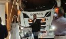 Γάμος και βάφτιση στη Σύρο με… τράκτορα: Διπλή χαρά για τον Αποστόλη και την Εύα - ΒΙΝΤΕΟ - ΦΩΤΟ