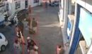 Ανατριχιαστικό βίντεο: Διοικητής των Ταλιμπάν εκτέλεσε δημόσια 30χρονο στο Αφγανιστάν - Σκληρές εικόνες