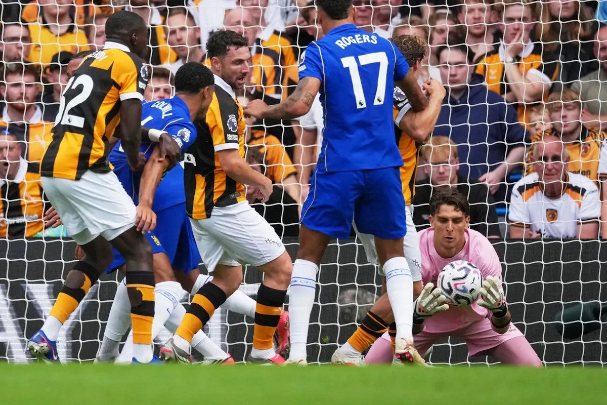 Premier League: O Τζολάκης δέχτηκε τα πρώτα του γκολ, αλλά κράτησε «όρθια» την Χαλ στην ισοπαλία με την Τσέλσι