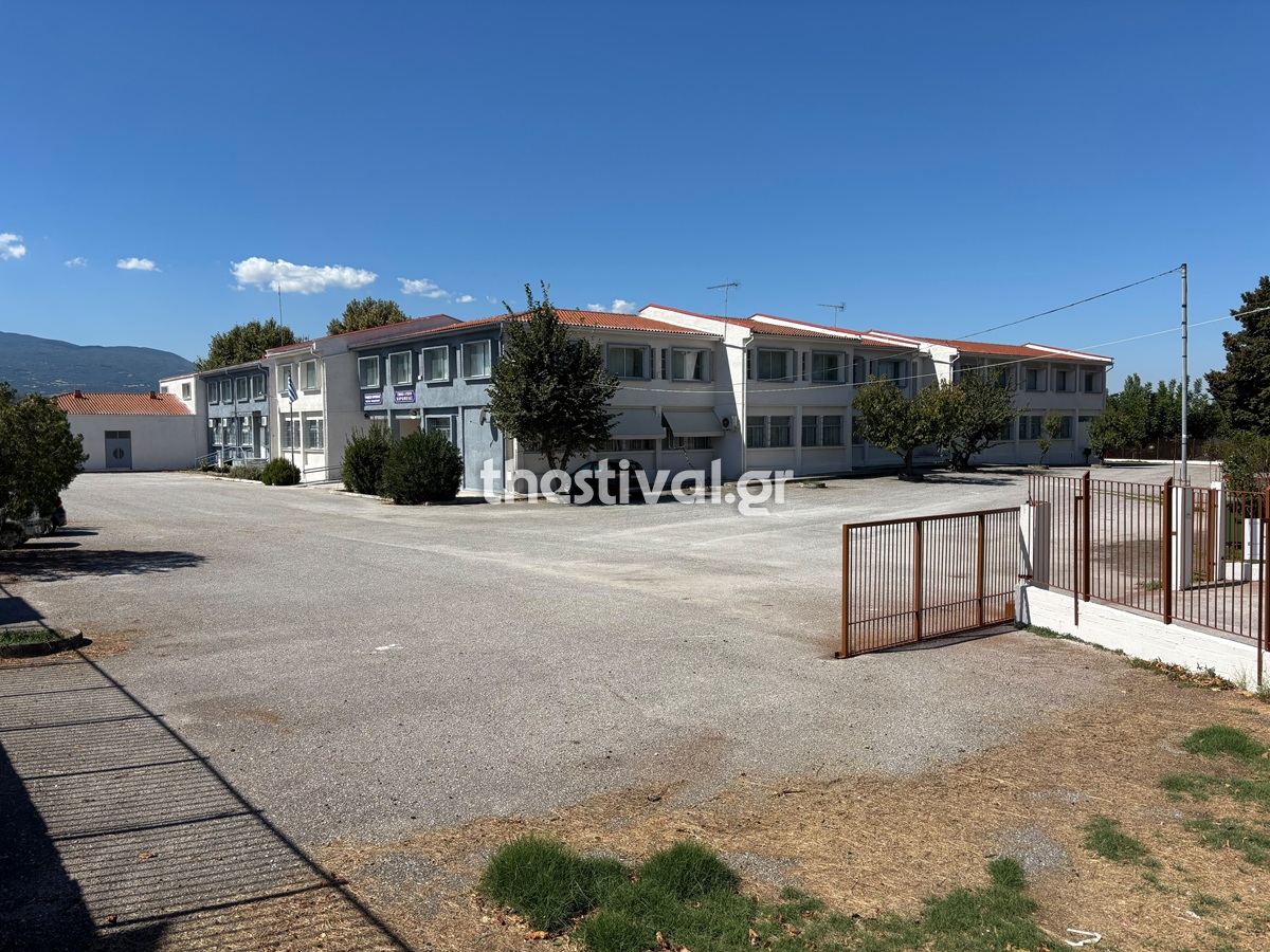 Θεσσαλονίκη: Δίωξη για απόπειρα ανθρωποκτονίας στον 14χρονο που επιτέθηκε με μαχαίρι σε συμμαθητές του μέσα σε γυμνάσιο