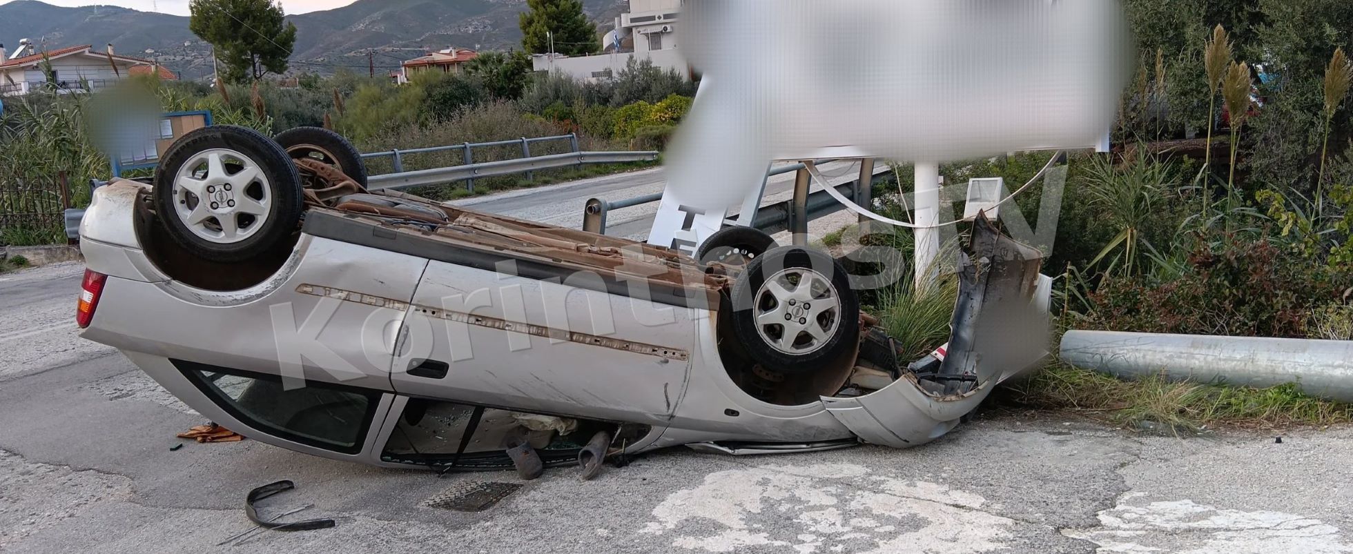 Κορινθία: Σοβαρό τροχαίο στην Αλμυρή – Ανατράπηκε αυτοκίνητο, δείτε φωτογραφίες