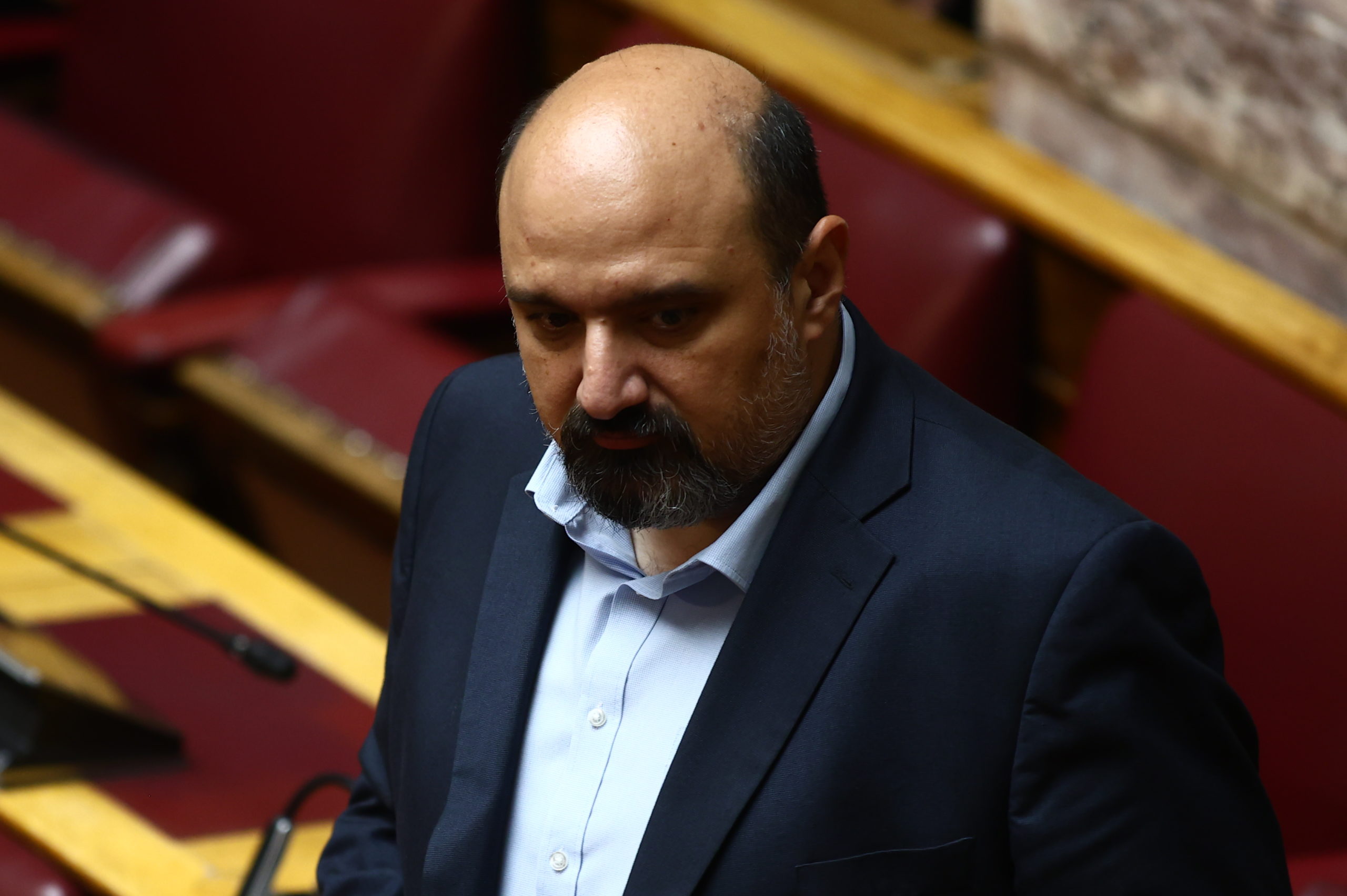 Απάντηση Τριαντόπουλου σε Καρυστιανού για τα «κρέατα»: «Χυδαίο ψεύδος» – Δείτε βίντεο