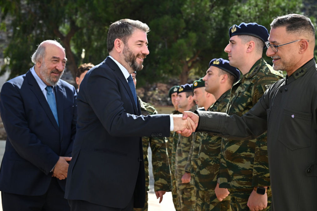 Ανδρουλάκης από Καστελλόριζο: «Να παραμείνουν τα νησιά μας ζωντανά χειμώνα και καλοκαίρι» – ΒΙΝΤΕΟ