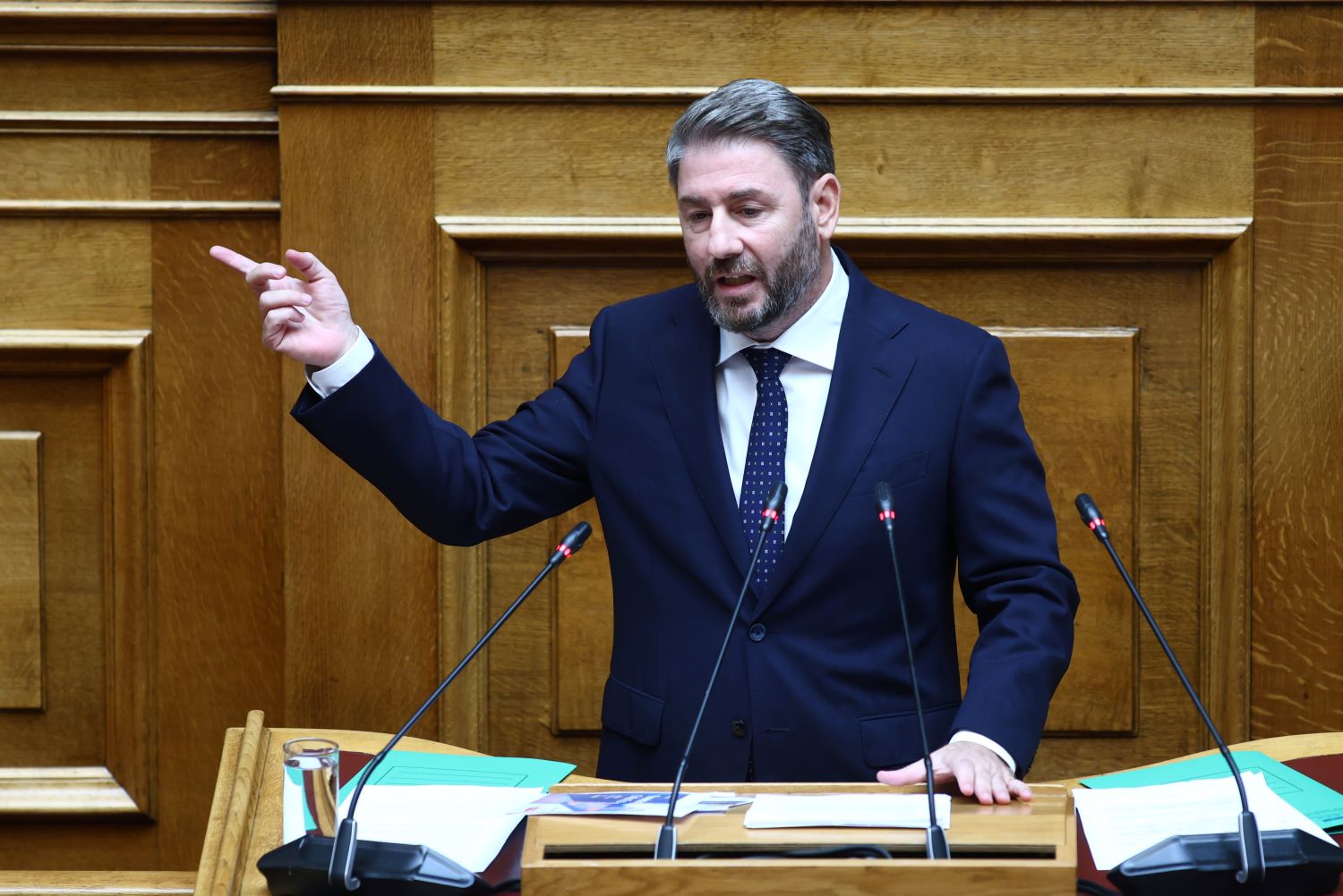 Νίκος Ανδρουλάκης: «Οριστικό το διαζύγιο της ΝΔ με την κοινωνία» – Σκληρή κριτική για ακρίβεια, χρέη και Golden Visa