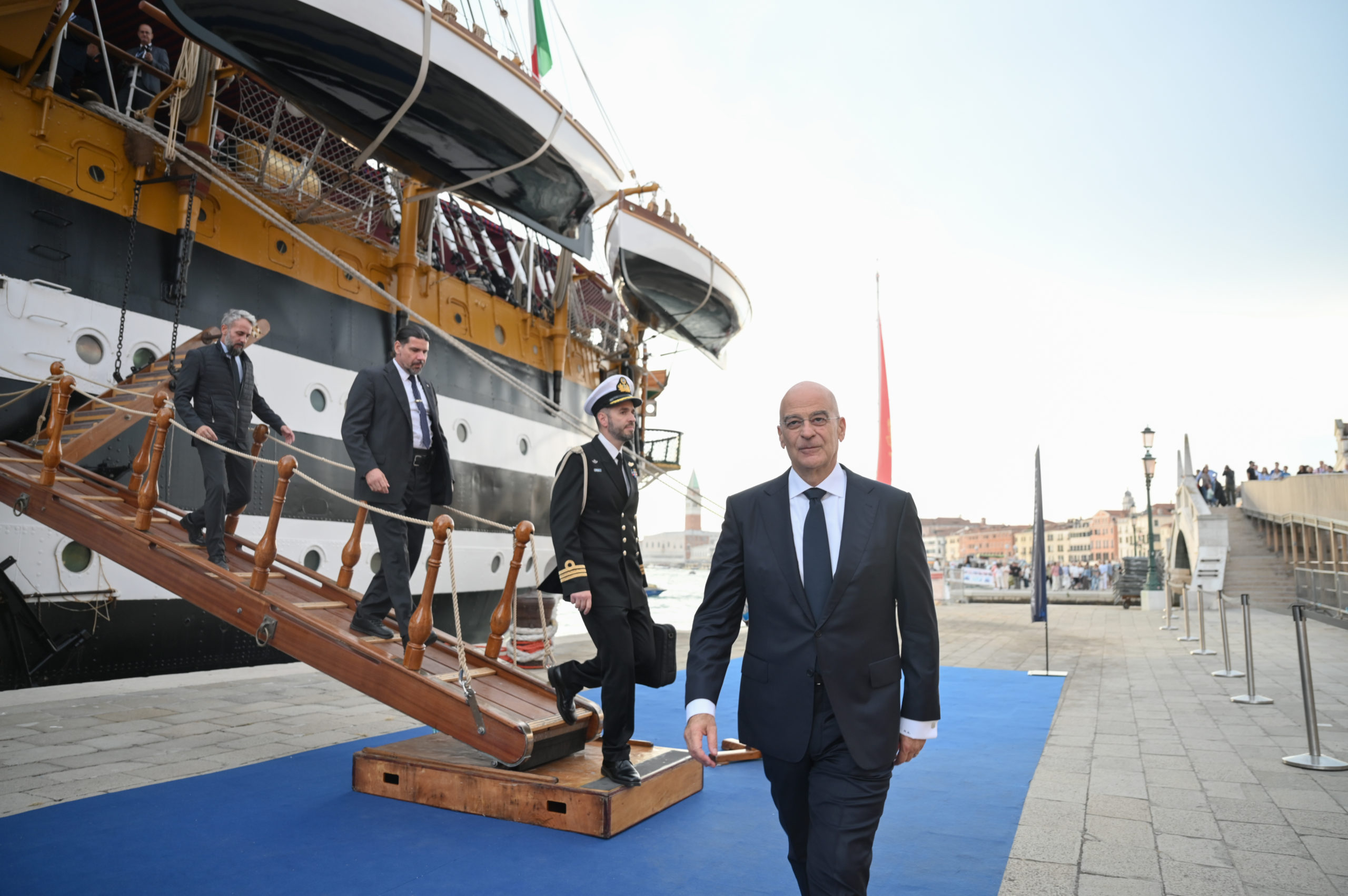 Νίκος Δένδιας: Συζητήσεις για μεταχειρισμένα ναρκοθηρευτικά από την Ιταλία
