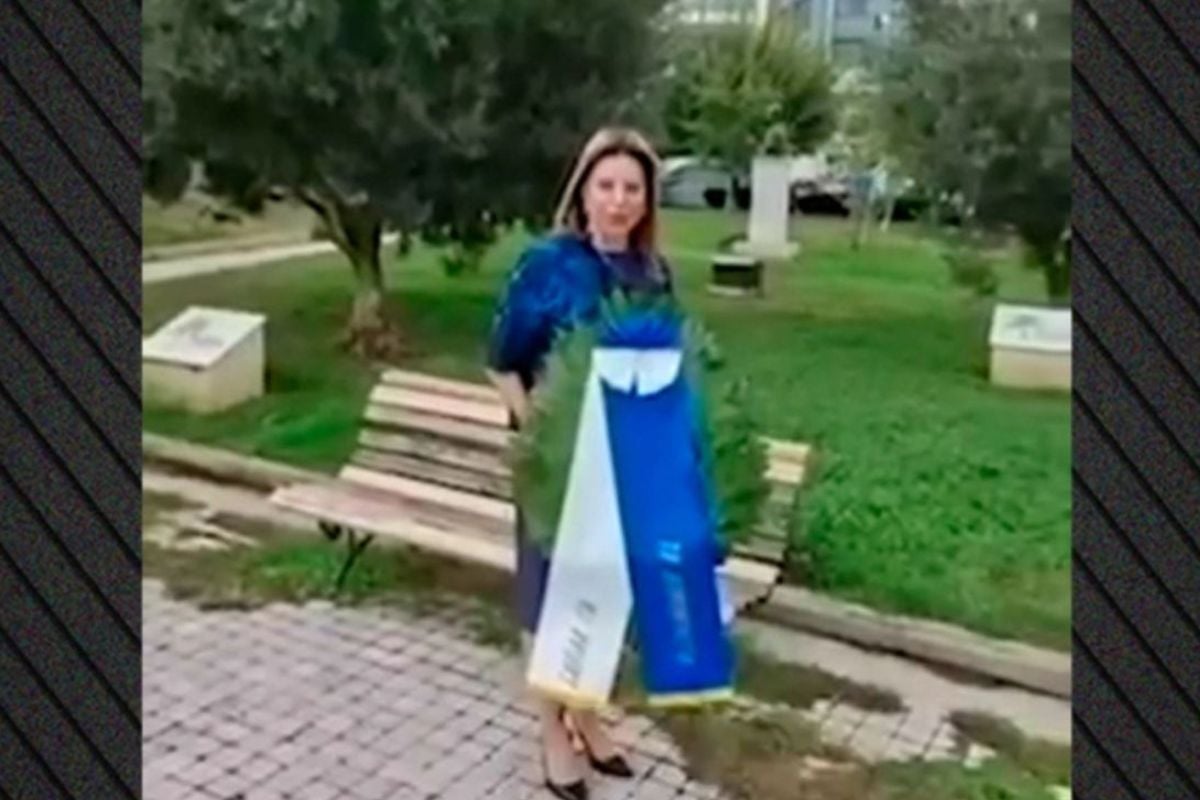 Μαρία Καρυστιανού: Κατέθεσε τελικά μόνη της στεφάνι στη Θεσσαλονίκη για την 28η Οκτωβρίου – ΒΙΝΤΕΟ