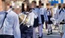 Άγιος Δημήτριος: Σφοδρές αντιδράσεις για την απόφαση του δημάρχου να ακυρώσει την μαθητική παρέλαση λόγω πιθανής κακοκαιρίας - Οι μαθητές παρέλασαν μόνοι τους