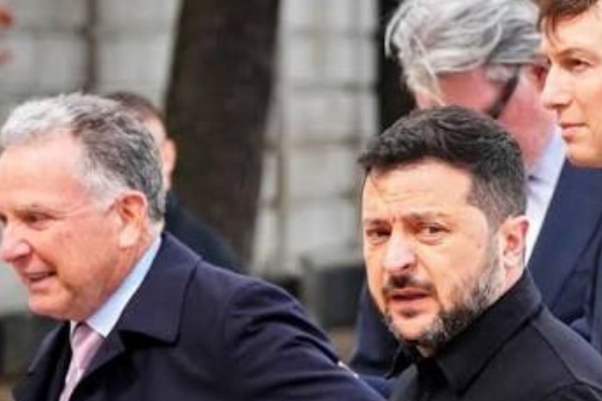Bloomberg: Ο Ζελένσκι δήλωσε ότι προγραμματίζει βιντεοκλήση με Γουίτκοφ και Κούσνερ για το ενδεχόμενο τερματισμού του πολέμου