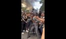 Γαλλία: «Ασπίδα» έγινε ο δήμαρχος του Σεν-Ντενί για τους μαθητές - «Σταματήστε, κάντε πίσω» φώναζε στους αστυνομικούς - ΒΙΝΤΕΟ