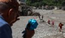 Νέες πλημμύρες στο Νεπάλ: Καταστράφηκαν σπίτια και γέφυρες – Τουλάχιστον 5 αγνοούμενοι – ΒΙΝΤΕΟ