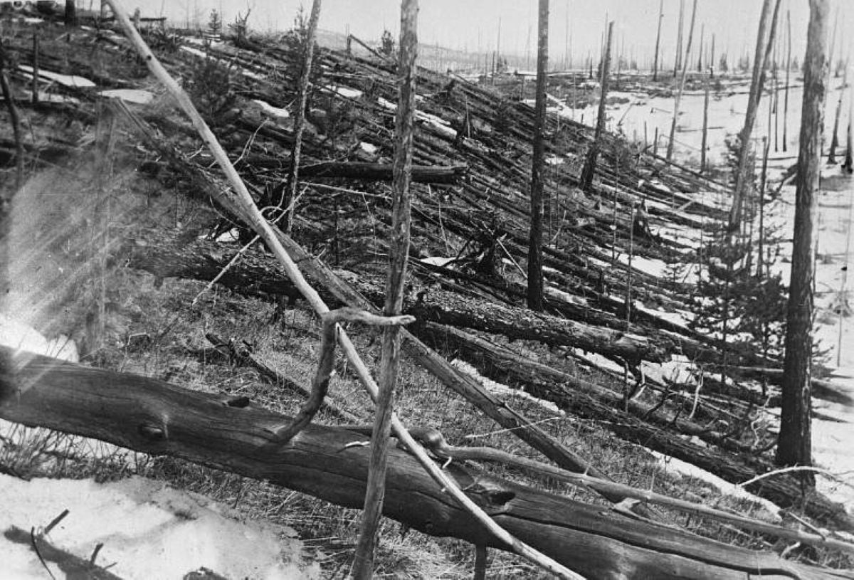 «Αυτά τα μικρά σώματα κρύβουν τον μεγαλύτερο κίνδυνο»: Είναι οι φονικές «βολίδες του Halloween» ιστορίες τρόμου ή μια πραγματική κοσμική απειλή;