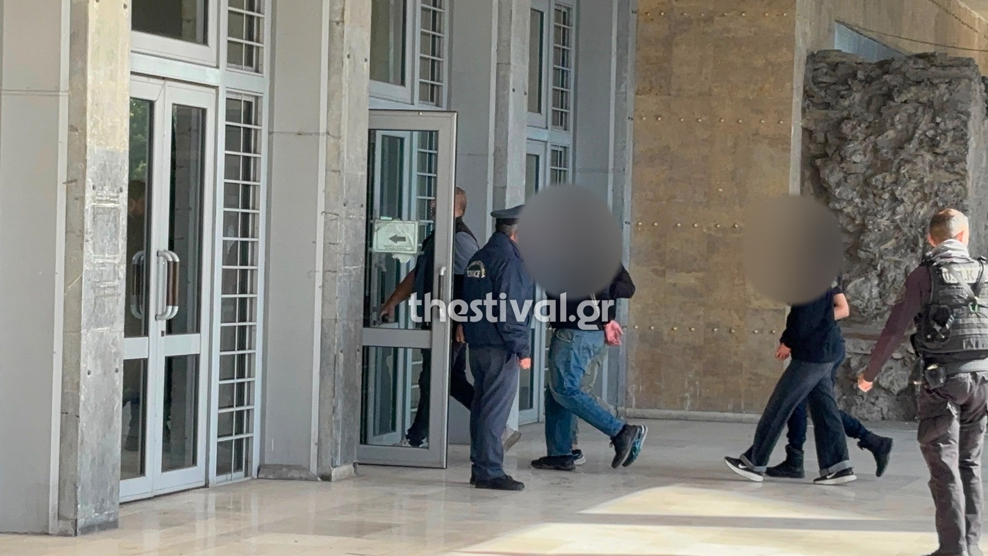 Δολοφονία Βάγιας Νέστορα: Στην ανακρίτρια το επιχειρησιακό δίδυμο – Μετήχθησαν στα δικαστήρια συνοδεία πάνοπλων αστυνομικών