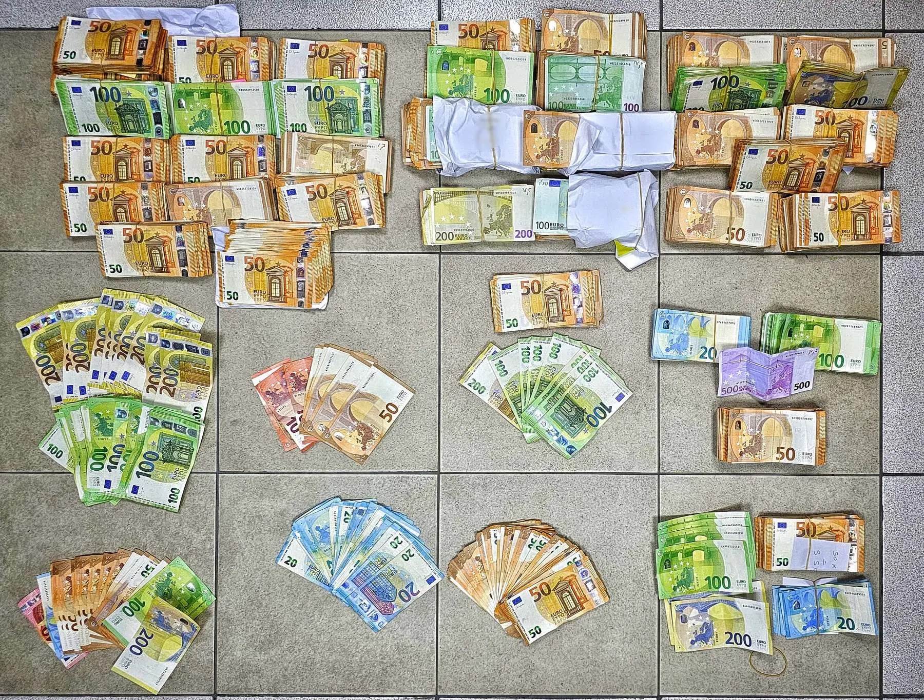 Εγκληματική οργάνωση, Κρυπτονομίσματα, Κατερίνη