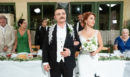 Δυο μαύρα πουκάμισα: Ο γάμος του Νικήτα με την Ελπίδα γίνεται με τον Μανώλη Κονταρό στο γλέντι - ΦΩΤΟ