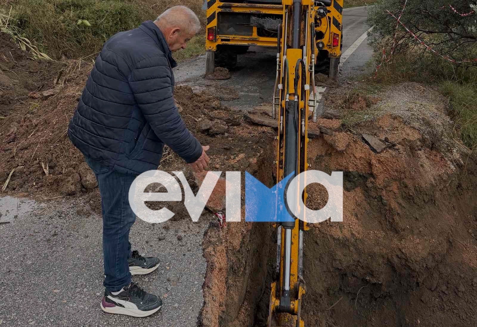 Κακοκαιρία στην Εύβοια: Μεγάλη καθίζηση σε δρόμο στα Ψαχνά – Διακοπή κυκλοφορίας και στα δύο ρεύματα – ΒΙΝΤΕΟ