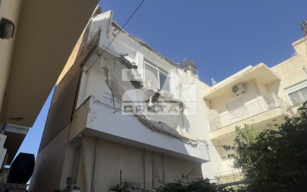 Ηράκλειο: Λαχτάρησαν οι κάτοικοι της περιοχής του Ατσαλένιου – Κατέρρευσαν τμήματα πολυκατοικίας – Δείτε βίντεο