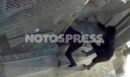 Βίντεο ντοκουμέντο: Ληστές μπούκαραν σε χρυσοχοείο στη Σπάρτη με κλεμμένο αυτοκίνητο - Η επέμβαση 2 αστυνομικών εκτός υπηρεσίας