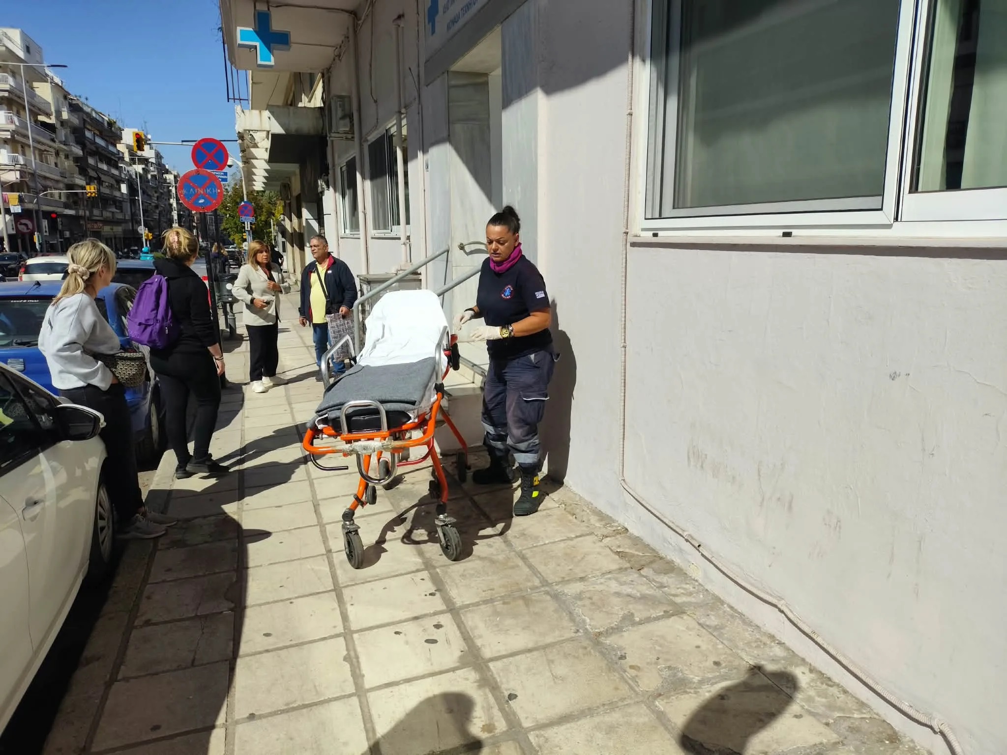 Θεσσαλονίκη: Επιστρέφουν στα σπίτια τους οι ασθενείς της κλινικής-«κολαστήριο» – Σε απόγνωση οι οικογένειές τους – ΦΩΤΟ και ΒΙΝΤΕΟ