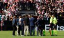 LaLiga: Διεκόπη το «Ράγιο Βαγεκάνο-Αθλέτικ Μπιλμπάο» - Οι οπαδοί των γηπεδούχων πέταξαν αντικείμενα φωνάζοντας «Πρέσα, φύγε» - ΒΙΝΤΕΟ