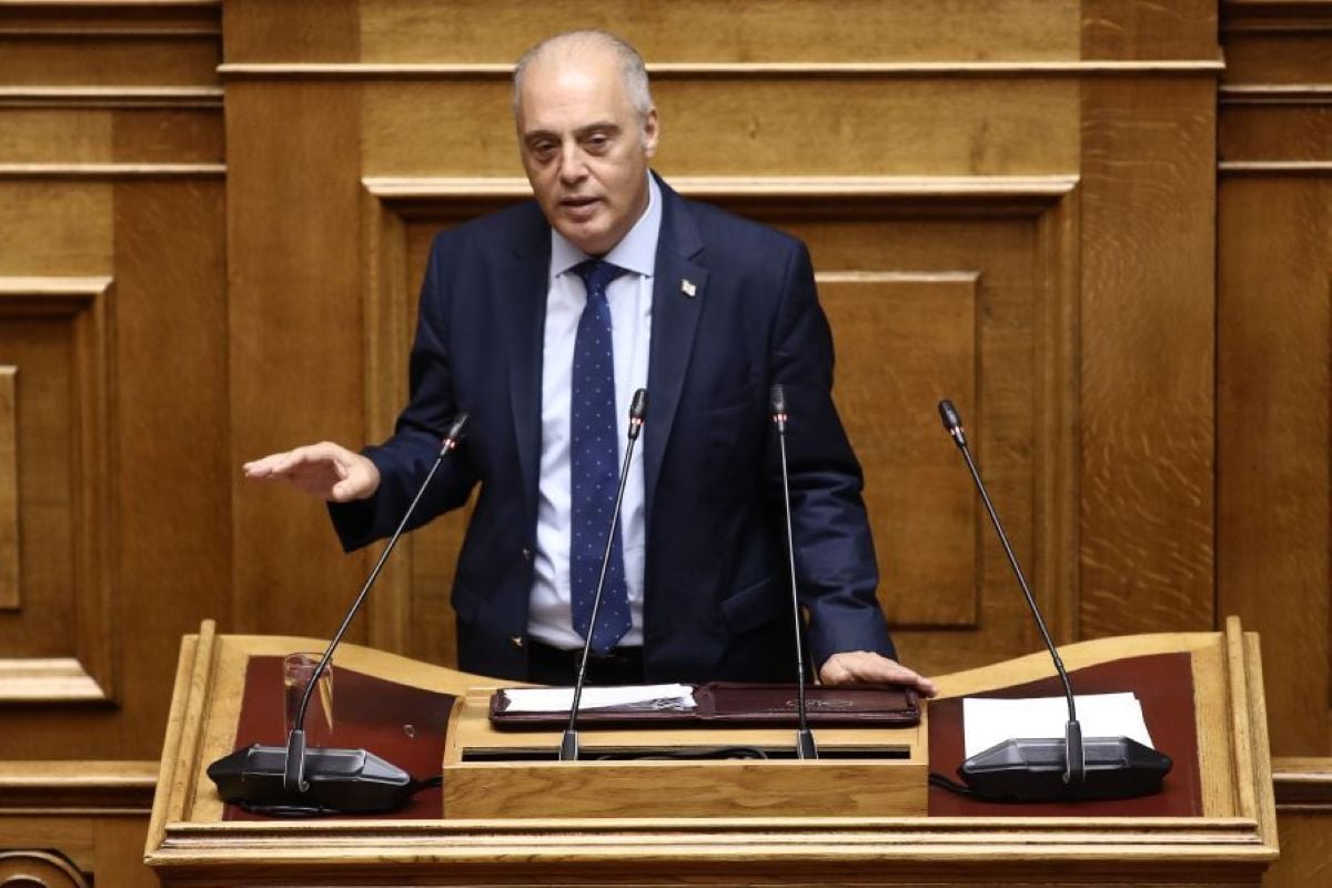 Βελόπουλος: Μια τρύπα στο νερό το νομοσχέδιο για την απαγόρευση χρήσης μέσων κοινωνικής δικτύωσης από ανήλικους κάτω των 15 ετών