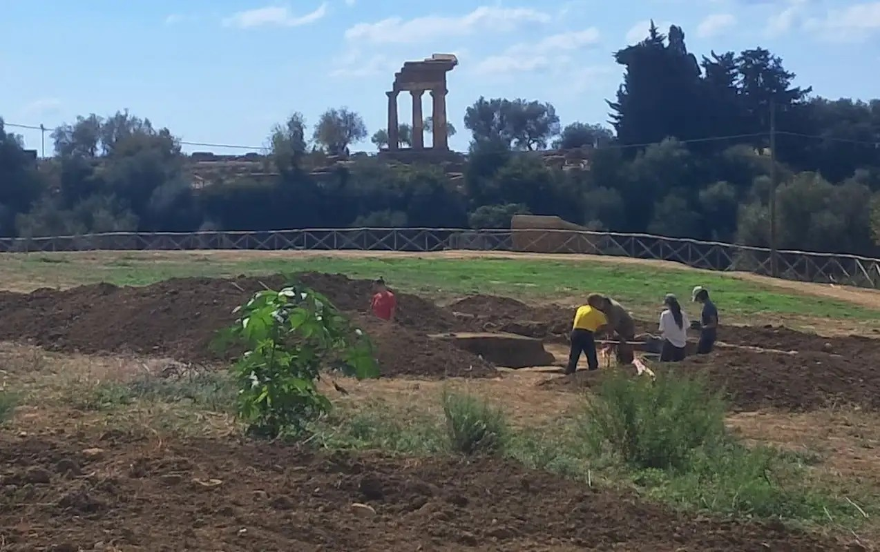 Η πολιορκία που «πάγωσε» τον χρόνο: Ανακαλύφθηκε ελληνική συνοικία που καταστράφηκε από την Καρχηδόνα