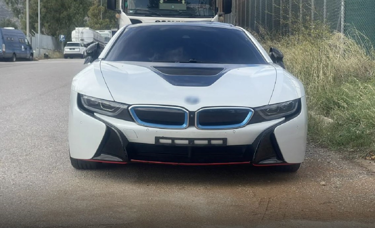 Χωριάτικο - supercar