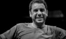 Συγκλονίζει η μητέρα του Γιώργου Μαζωνάκη: «Τι να πω για το παιδί μου; Εγώ έχασα το λεβέντη μου»
